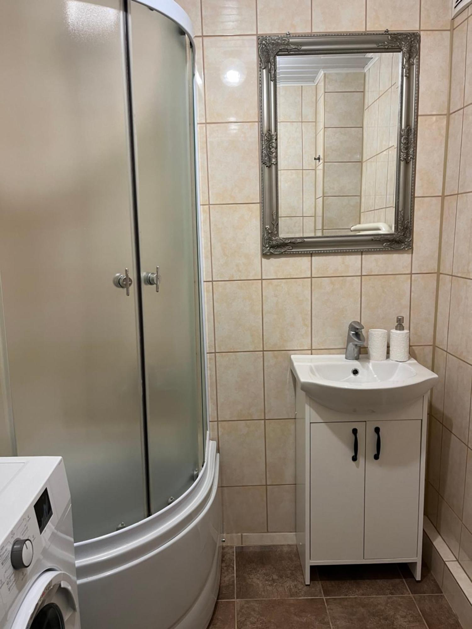 Vienibas Apartment Νταουγκαβπίλς Εξωτερικό φωτογραφία