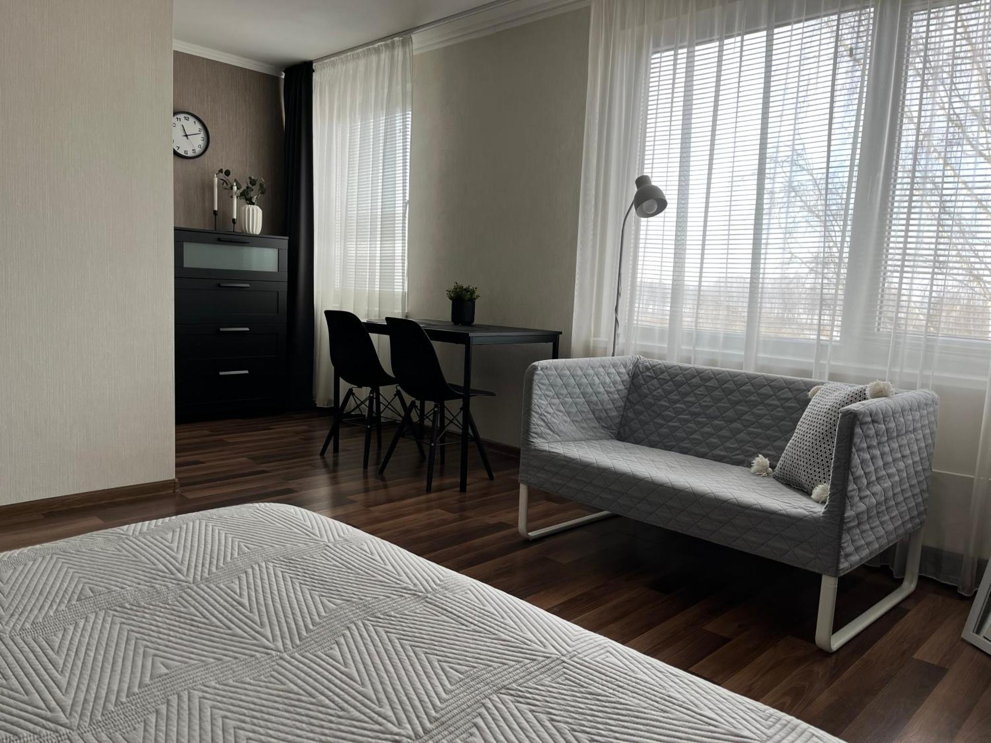 Vienibas Apartment Νταουγκαβπίλς Εξωτερικό φωτογραφία